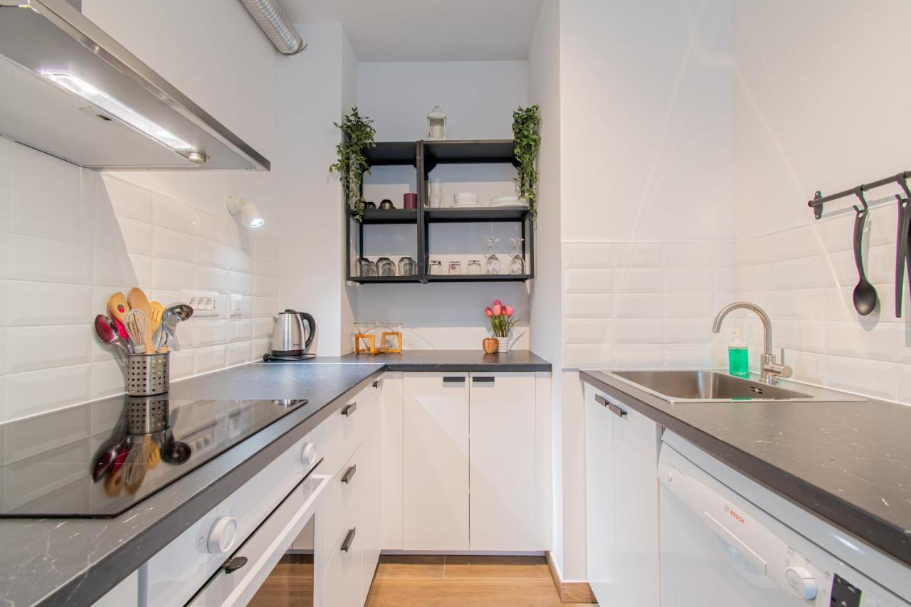 Appartement Flexible Selfcheckins 46 - - Garage - Loggia - New Zagreb