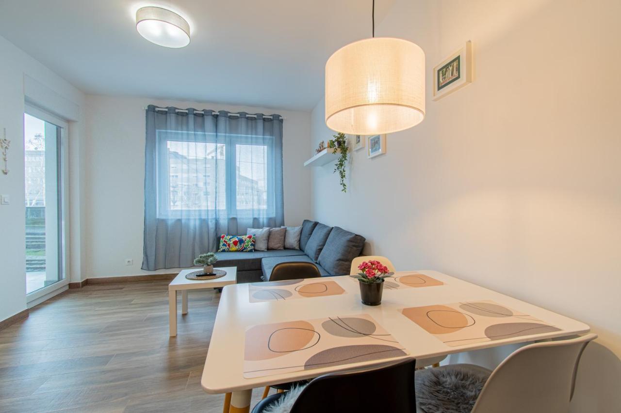 Flexible Selfcheckins 46 - - Garage - Loggia - New Apartment
